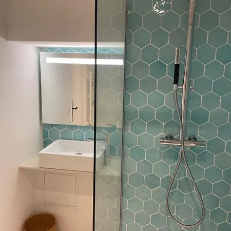 Apartment Summerhouse 2 Bed Quiet Old Balcony100m